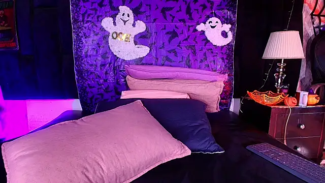 shelsyloreds online show from October 27, 11:50 am