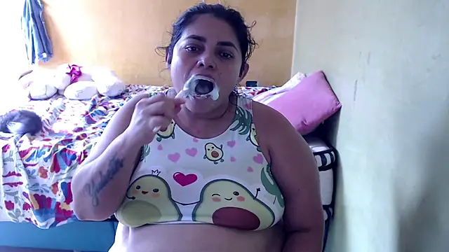 yulieth bbw online show from November 2, 6:33 pm