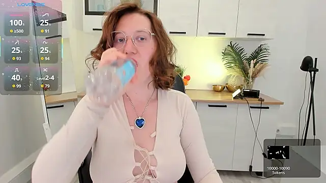 Charmy Gracy online show from May 13, 11:49 am