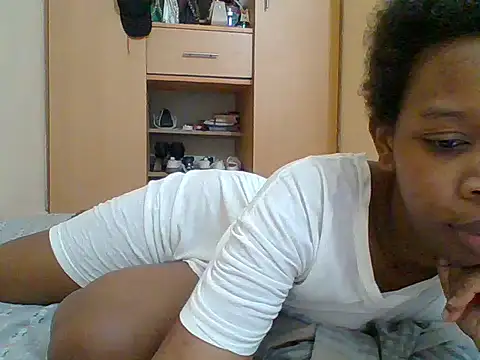 Snapshot of sweetshilahh chatting on October 24, 4:08 am sweetshilahh online show from October 24, 4:08 am