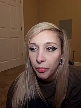 AmethystFoxx online show from February 9, 11:07 pm