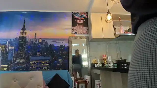 Snapshot of ashleymilf_1 chatting on September 15, 4:58 pm ashleymilf 1 online show from September 15, 4:58 pm