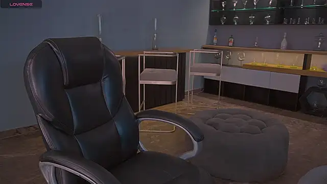 Snapshot of NaomiSainz chatting on October 9, 12:53 pm NaomiSainz online show from October 9, 12:53 pm