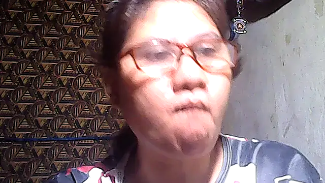 sweetsosie18 online show from March 18, 6:51 am