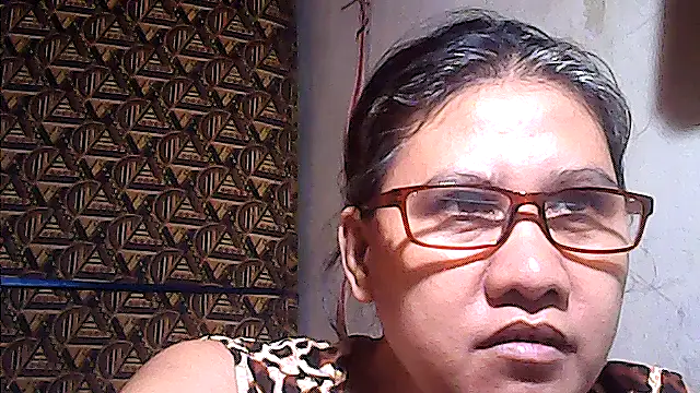 sweetsosie18 online show from July 15, 10:31 am