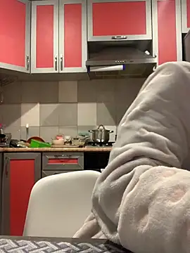 SeducingYoghourt online show from February 4, 4:54 pm