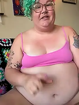 Snapshot of PotOfGreer chatting on September 17, 7:34 pm PotOfGreer online show from September 17, 7:34 pm