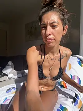 Amani thewolf online show from February 20, 1:12 pm