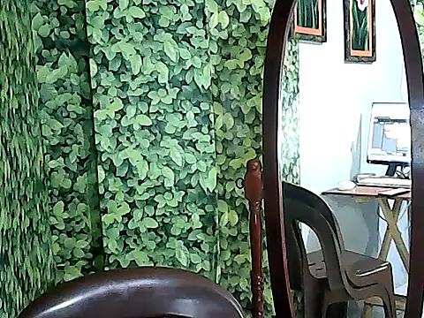 Snapshot of yummy_21xxx chatting on September 28, 11:37 am yummy 21xxx online show from September 28, 11:37 am