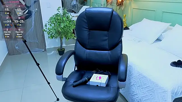 ROSE  15 online show from October 11, 8:33 pm