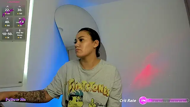 Snapshot of SussiVega chatting on October 23, 9:21 pm SussiVega online show from October 23, 9:21 pm