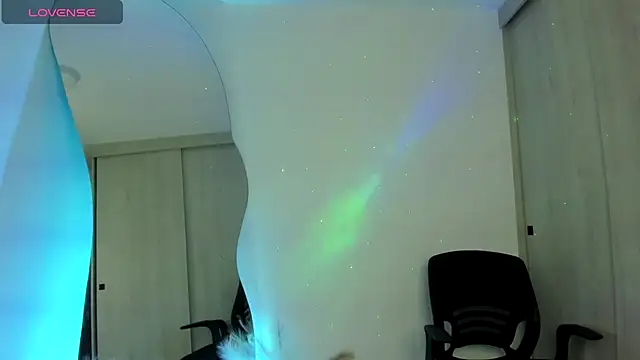 Snapshot of SussiVega chatting on September 22, 11:14 pm SussiVega online show from September 22, 11:14 pm