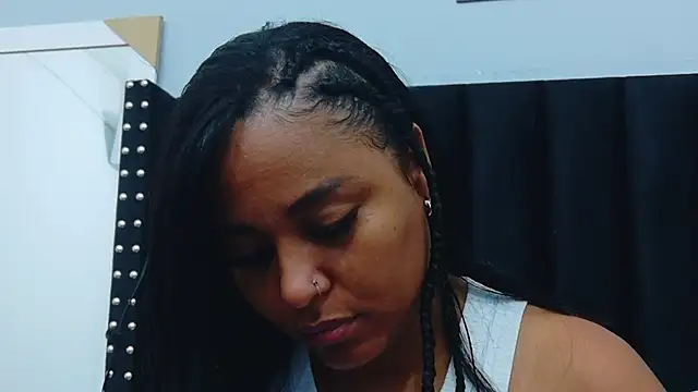 Snapshot of colombiamommy chatting on October 27, 12:33 pm colombiamommy online show from October 27, 12:33 pm