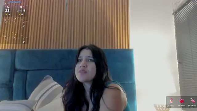 Kareena chopra online show from April 13, 12:17 pm