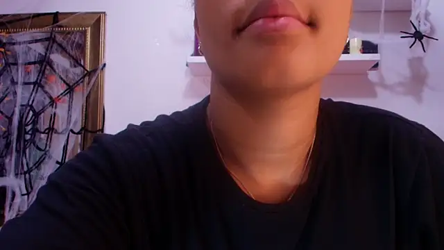 Snapshot of naia_blessed chatting on October 30, 9:16 pm naia blessed online show from October 30, 9:16 pm