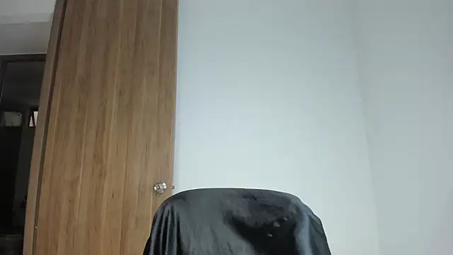 my lovely mia online show from October 10, 4:01 pm