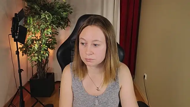 Snapshot of BrookeEvans chatting on October 5, 8:58 pm BrookeEvans online show from October 5, 8:58 pm