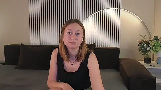 Snapshot of BrookeEvans chatting on October 19, 9:06 pm BrookeEvans online show from October 19, 9:06 pm