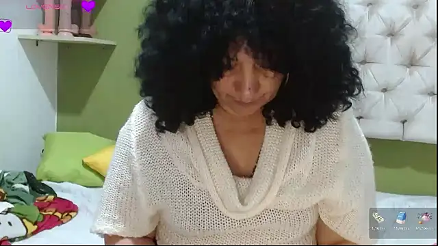 Snapshot of Diosasky chatting on October 24, 11:56 pm Diosasky online show from October 24, 11:56 pm