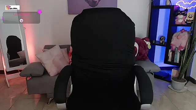 S Lilith  online show from February 17, 10:53 pm