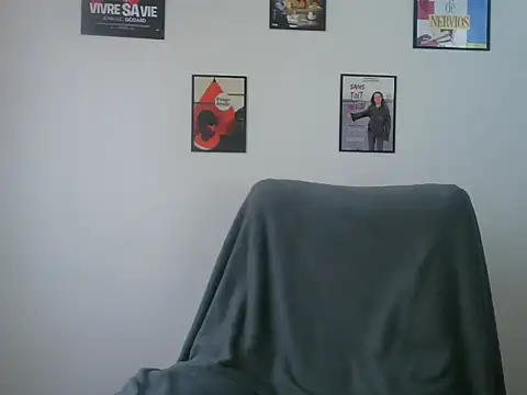 ZaraPepper  online show from October 17, 6:55 pm