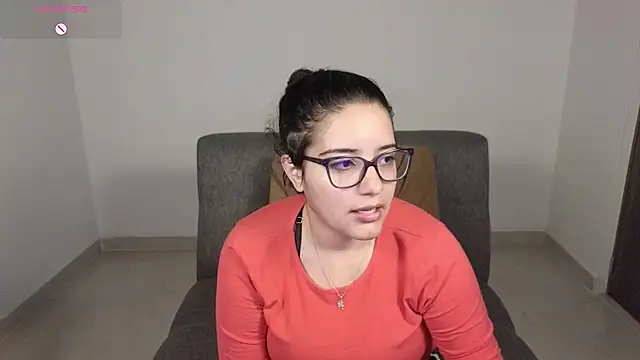 Snapshot of blue__moon_ chatting on October 11, 3:44 am blue moon online show from October 11, 3:44 am