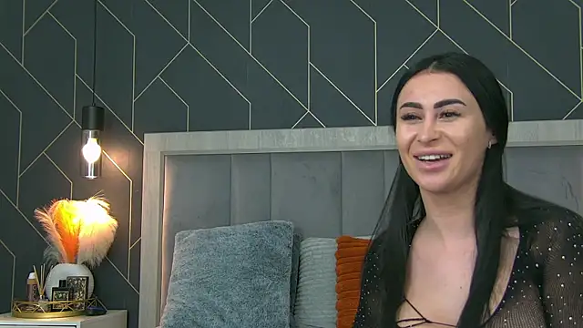 EmyLaveau online show from March 31, 5:29 am