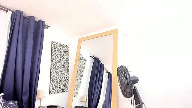 Malaika Toure online show from October 22, 5:18 pm