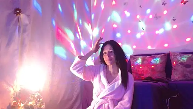 ElysaSun online show from January 8, 9:19 pm