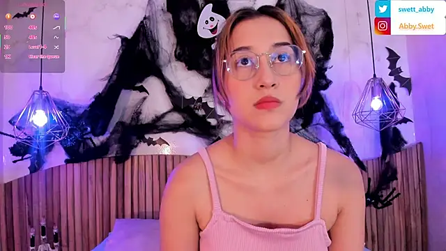 Snapshot of Abby_Sweet1_ chatting on October 7, 11:47 am Abby Sweet1 online show from October 7, 11:47 am