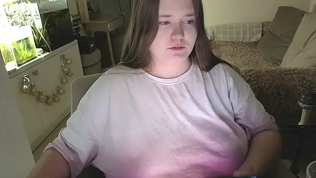 remirann  online show from January 6, 9:29 pm