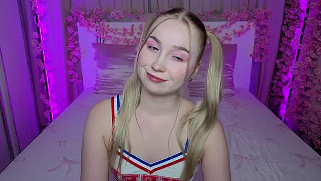 LilyStarlight online show from June 26, 5:20 am