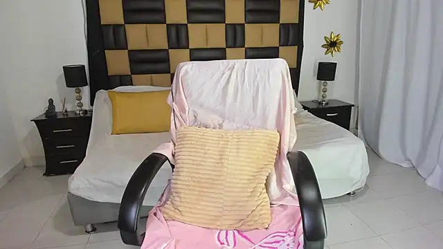 BarbieKano online show from November 13, 11:26 pm