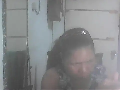 hotwet mama4uxx online show from November 10, 1:28 pm