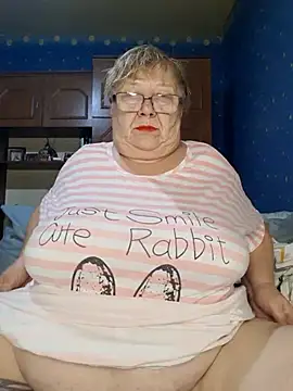 Snapshot of Lena_Gaby chatting on October 21, 3:21 am Lena Gaby online show from October 21, 3:21 am