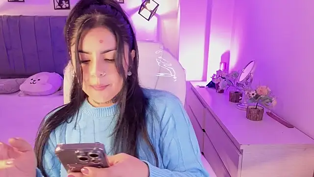 Snapshot of Catalinaa_martinez chatting on October 9, 2:59 am Catalinaa martinez online show from October 9, 2:59 am