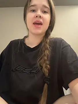 HornyGirlH online show from February 4, 4:26 am