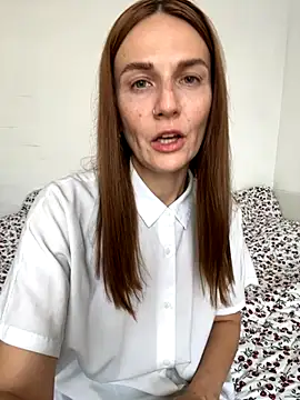 BritneyHall online show from October 20, 7:11 am