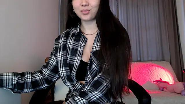 Snapshot of Lili_asian chatting on October 30, 11:22 am Lili asian online show from October 30, 11:22 am