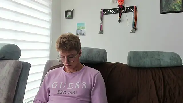 A sexy couple   online show from September 23, 7:01 pm