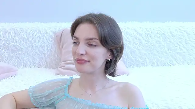 Beauty Alex online show from April 25, 3:09 am