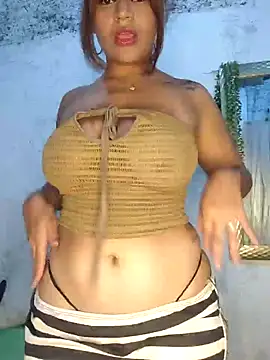 Snapshot of SexyFriends_ chatting on September 18, 9:24 pm SexyFriends online show from September 18, 9:24 pm