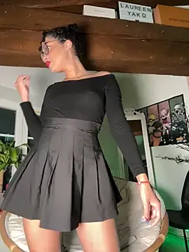 Lauyako online show from October 14, 2:41 pm