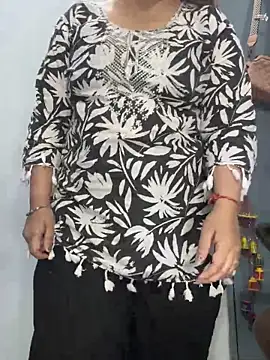 Preet Kaur 69 online show from April 1, 6:27 pm