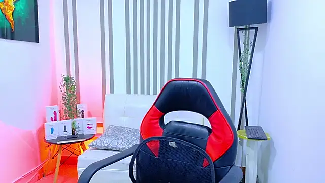 Britney taylor  online show from November 13, 9:47 pm