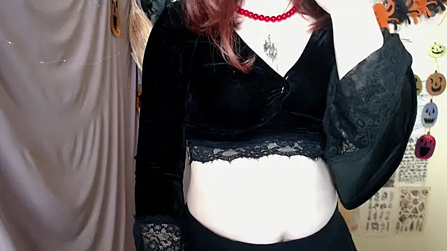 Snapshot of VeryVeryVeryShy_ chatting on October 31, 8:40 am VeryVeryVeryShy online show from October 31, 8:40 am