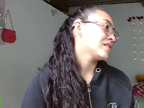 Olivia Bright online show from February 20, 2:18 pm