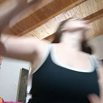 Emmacut online show from January 8, 2:26 am