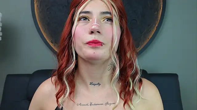 Snapshot of miss_sharlotte18 chatting on September 17, 6:06 pm miss sharlotte18 online show from September 17, 6:06 pm