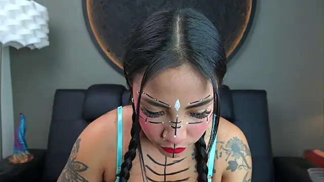 Snapshot of miss_vaiolette chatting on October 30, 11:22 am miss vaiolette online show from October 30, 11:22 am